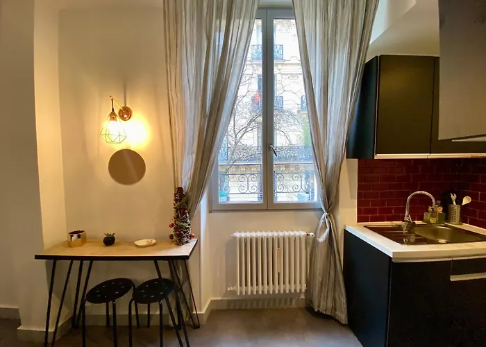 Apartament 2 Pieces Au Coeur De Paryż